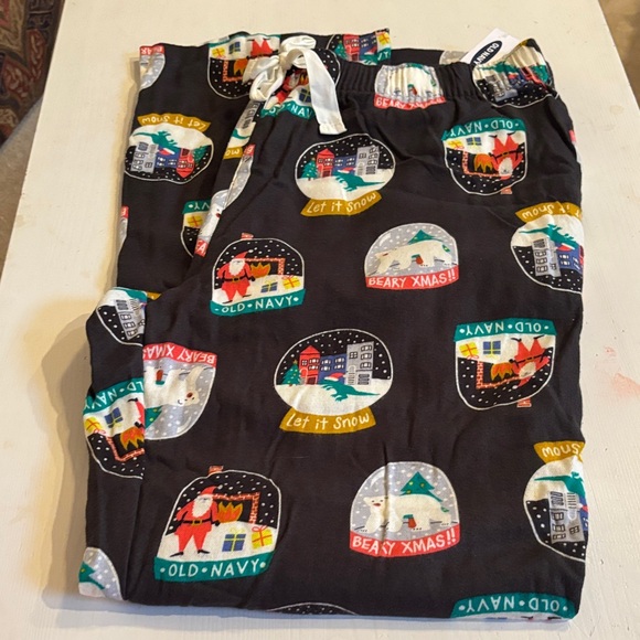Old Navy Other - NWT Old Navy Flannel Snow Globe Pajama Pants